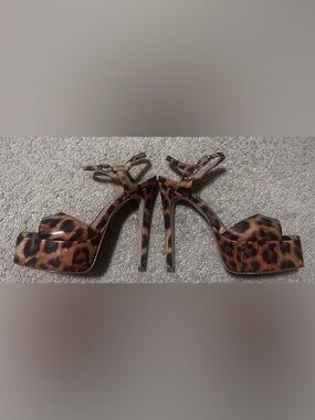 Steve Madden Leopard Print Slingback Heels - Tan and Black